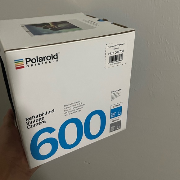 Polaroid Camera - Picture 2 of 3